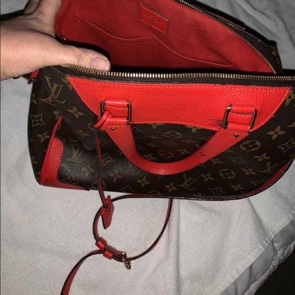 Authentic Louis Vuitton - Picture 9 of 12